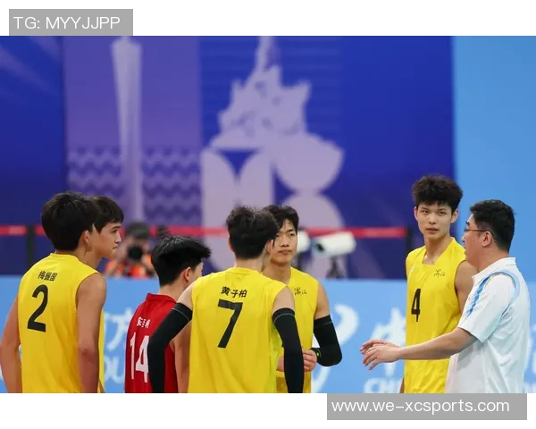 排球——男人20岁以下组小组赛：广东队胜湖南队